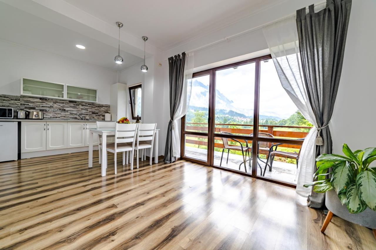 Yael Luxury Apartments 2 Buşteni Eksteriør billede