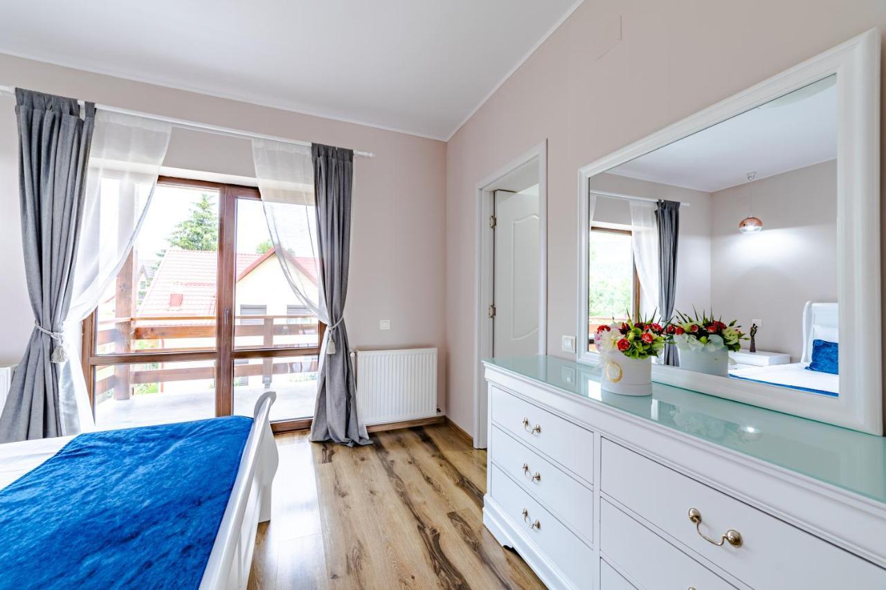 Yael Luxury Apartments 2 Buşteni Eksteriør billede