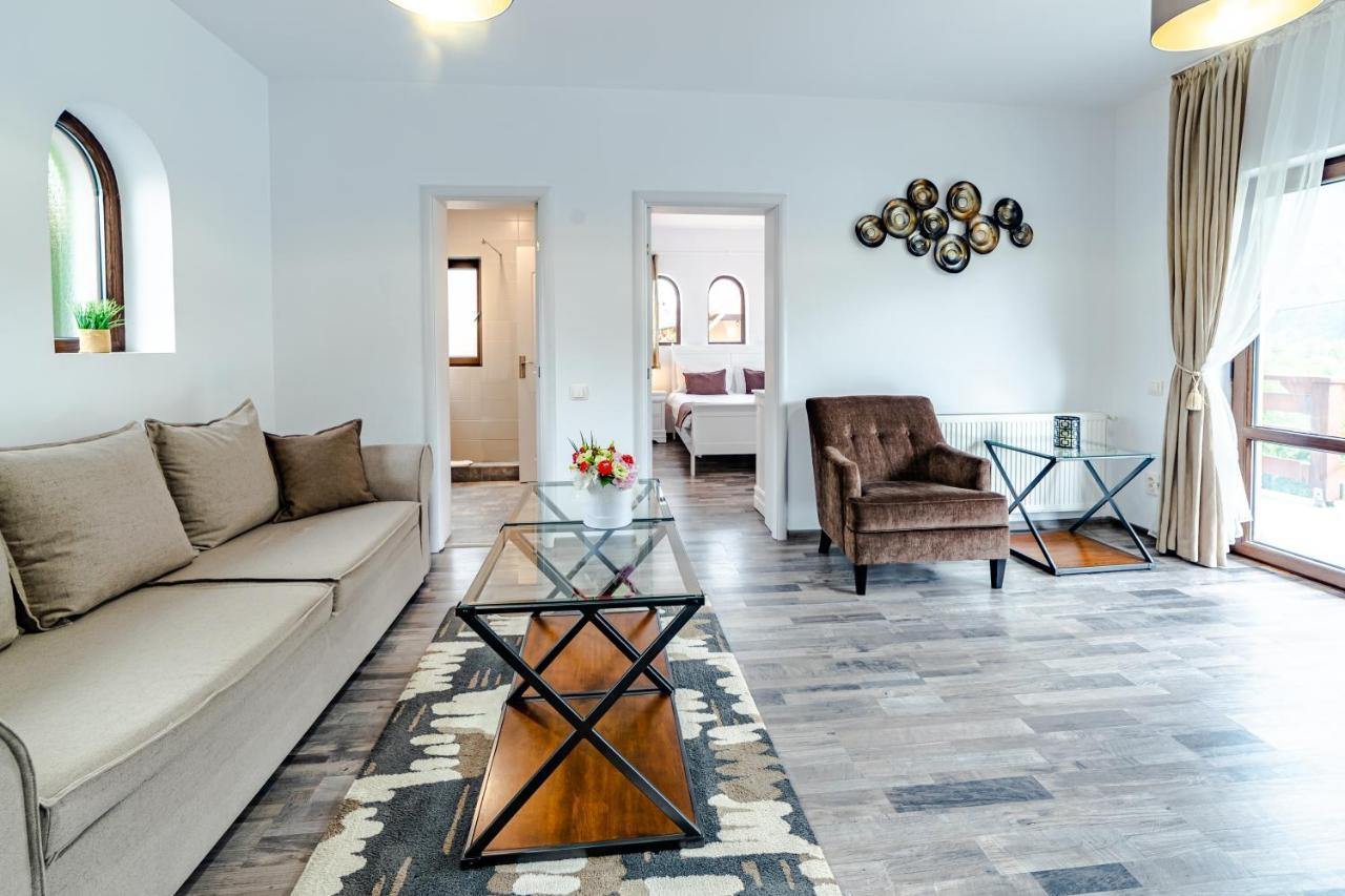 Yael Luxury Apartments 2 Buşteni Eksteriør billede