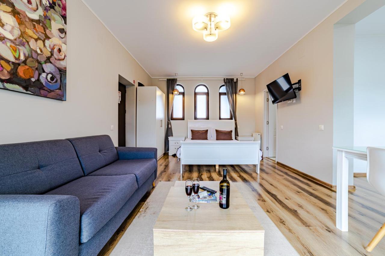 Yael Luxury Apartments 2 Buşteni Eksteriør billede