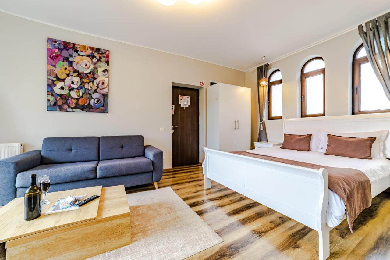 Yael Luxury Apartments 2 Buşteni Eksteriør billede