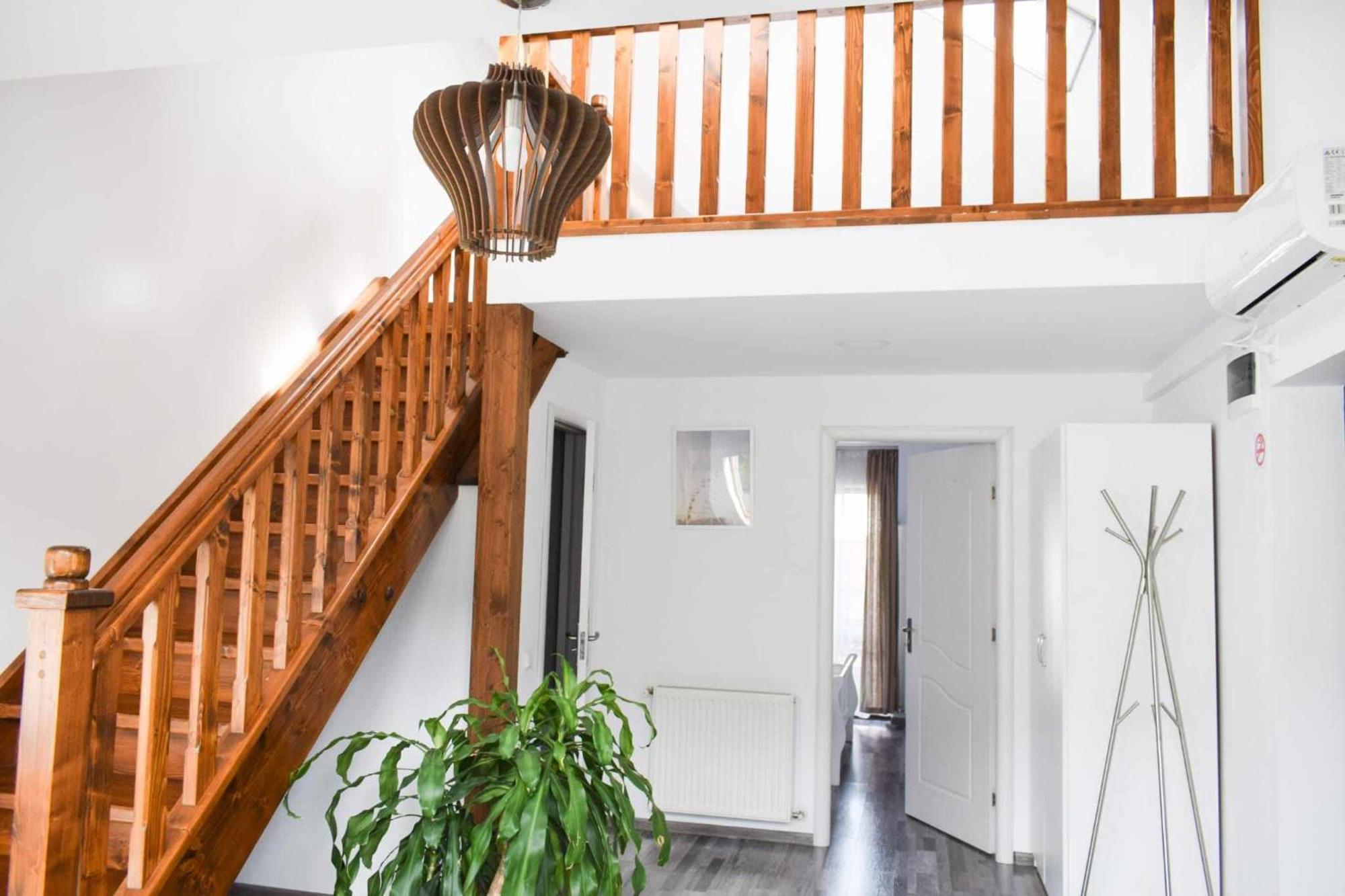 Yael Luxury Apartments 2 Buşteni Eksteriør billede